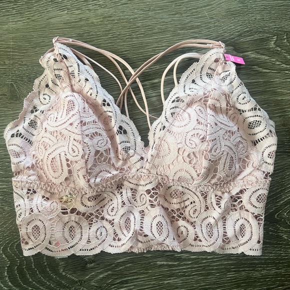 PINK Victoria's Secret Other - PINK Victorias Secret NWT Women’s Lace Bralette in Soft Pink